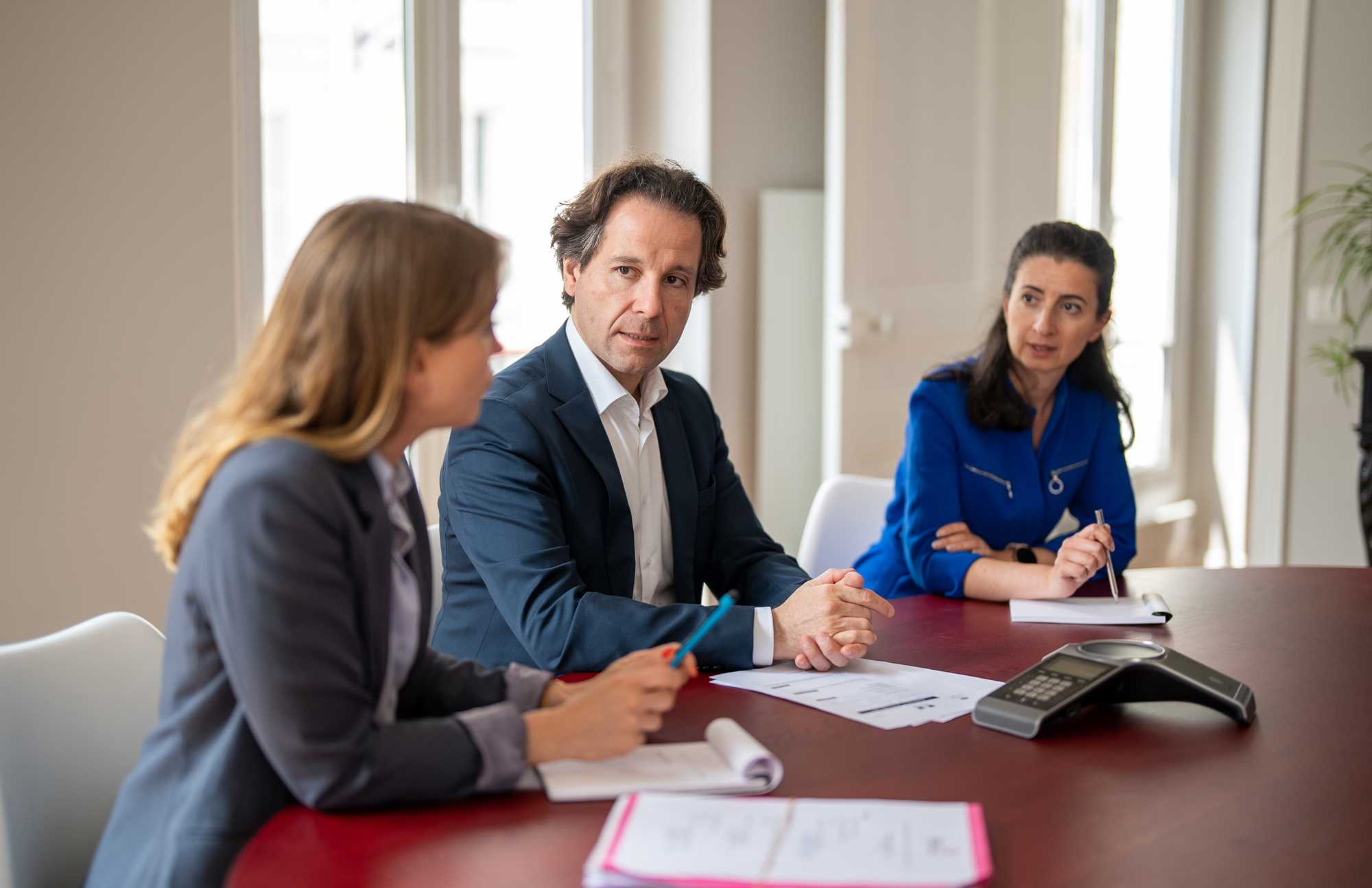 Touati La Motte Rouge Avocats Eservices